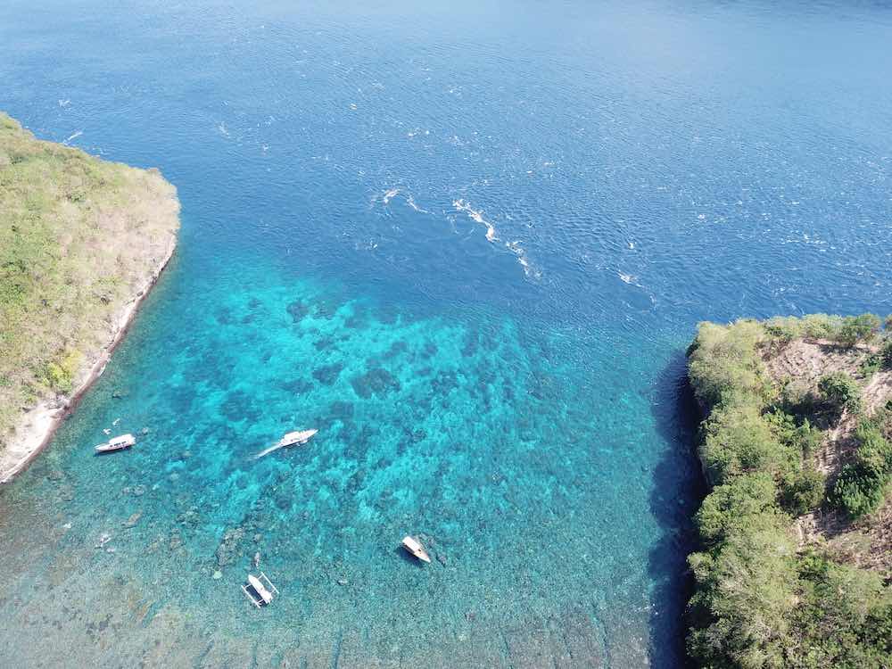 Gamat Bay drone view Nusa Penida
