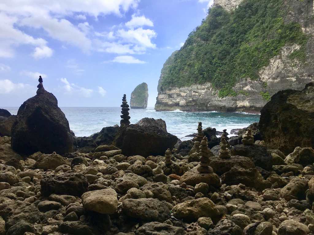 Pantai Temeling Nusa Penida Bali 