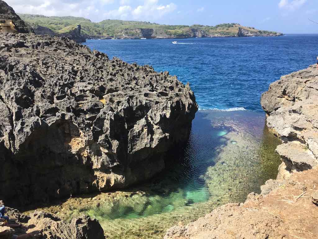 angel billabong pulau nusa penida bali