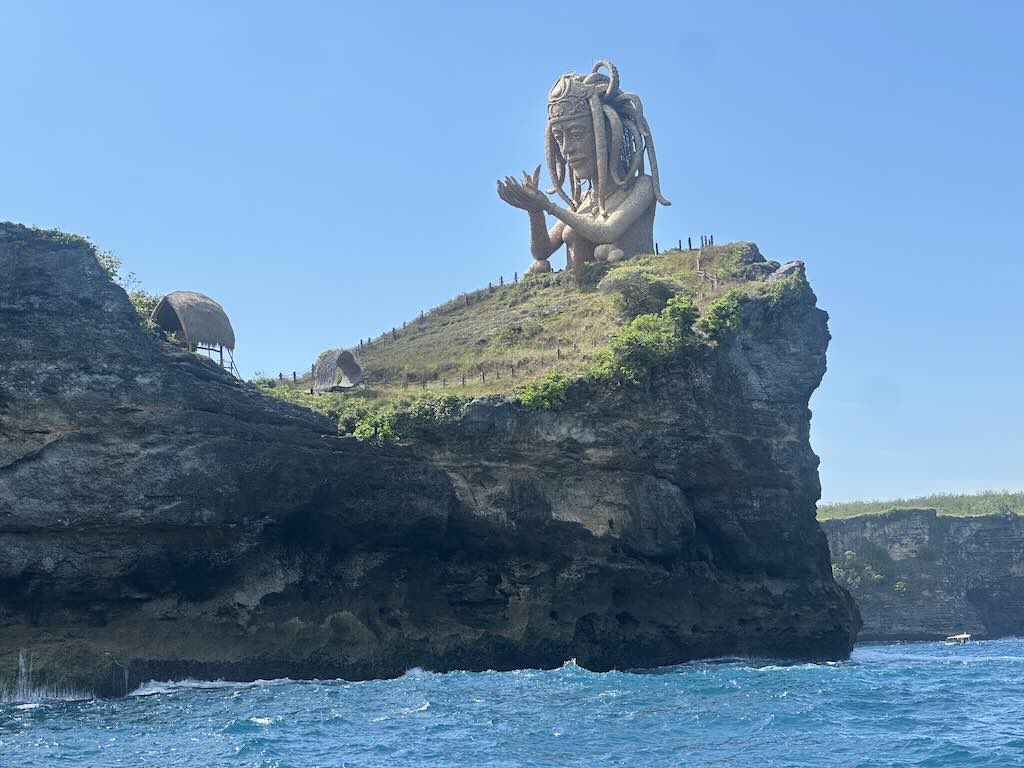 octopus queen nusa penida swing park