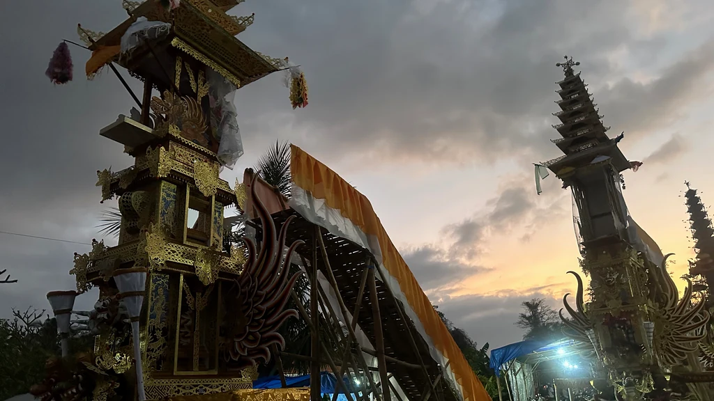 Balinese cremation towers prepared in Sebunibus before the collective Ngaben ceremony